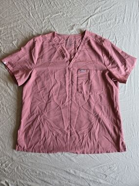 Figs Women's V-Neck Short Sleeve Catarina Scrub Top in Rose XXL